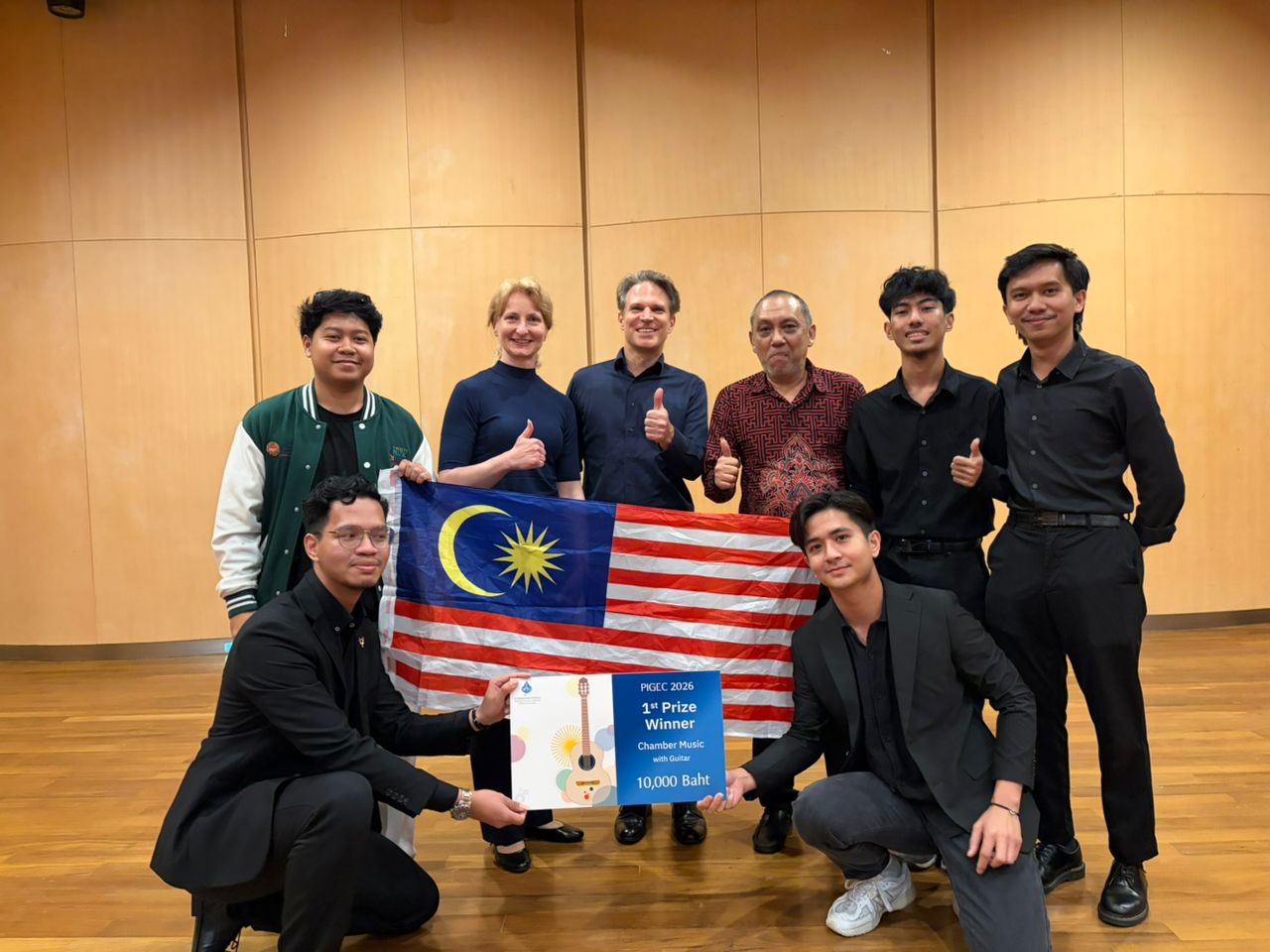 Dua pelajar UPSI raih tempat pertama pertandingan gitar antarabangsa di Bangkok